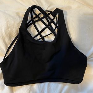 Lululemon free to be wild bra high neck